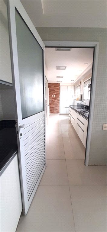Apartamento à venda com 4 quartos, sendo 3 suítes, em Cambuci, São Paulo, SP