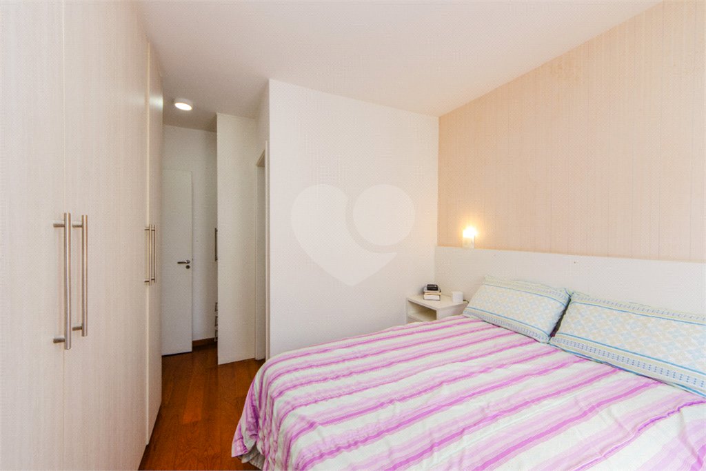 Apartamento à venda com 3 quartos, sendo 2 suítes,  em Tatuapé, São Paulo, SP
