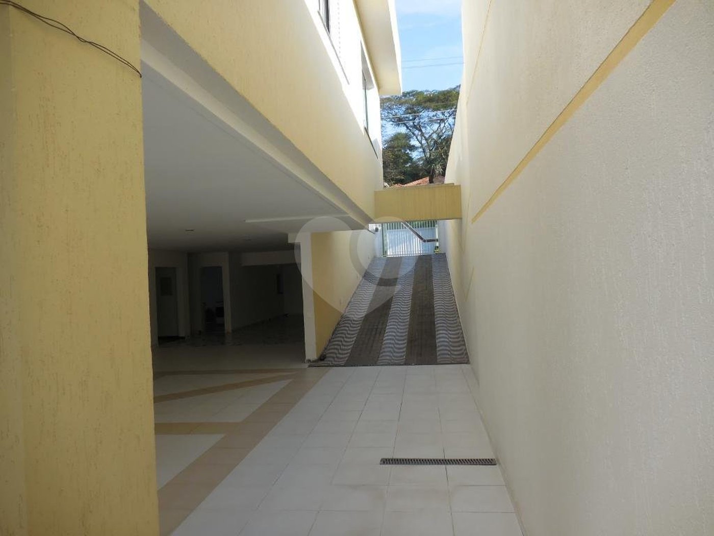 Casa Térrea à venda com 3 suítes em Horto, São Paulo, SP