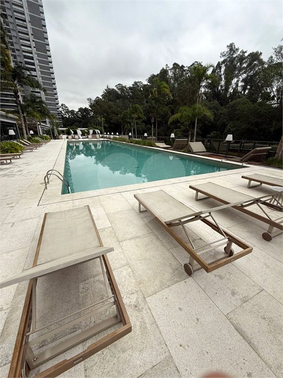 Apartamento à venda com 3 suítes em Jardim Fonte do Morumbi, São Paulo, SP