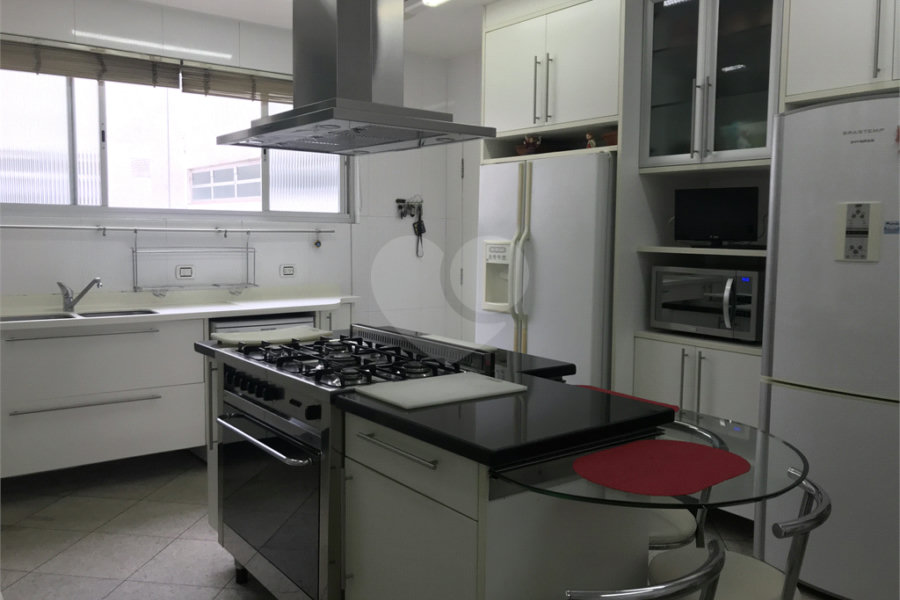 Cobertura à venda com 4 quartos, sendo 1 suíte, em Santana, São Paulo, SP