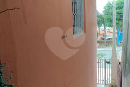 Sobrado à venda com 2 suítes em Jardim Maristela, Atibaia, SP
