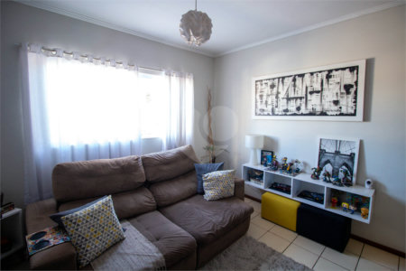 Casa à venda com 3 quartos, sendo 1 suíte,  em Jardim Villaça, São Roque, SP