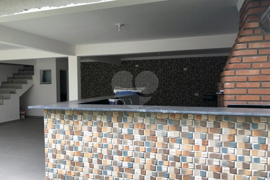 Casa à venda com 3 suítes no condomínio Estancia da Serra / Residencial Nova Mairipora, Mairiporã - SP