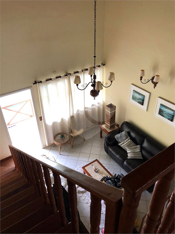 Casa à venda com 4 quartos, sendo 1 suíte, em Ogiva, Cabo Frio, RJ
