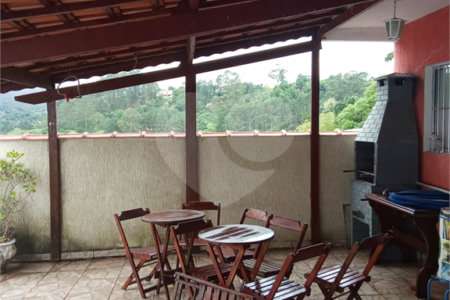Casa à venda com 3 quartos, sendo 1 suíte, em Capoavinha, Mairiporã, SP