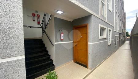 Casa à venda com 1 suíte no condomínio Residencial Sophia, São Paulo - SP