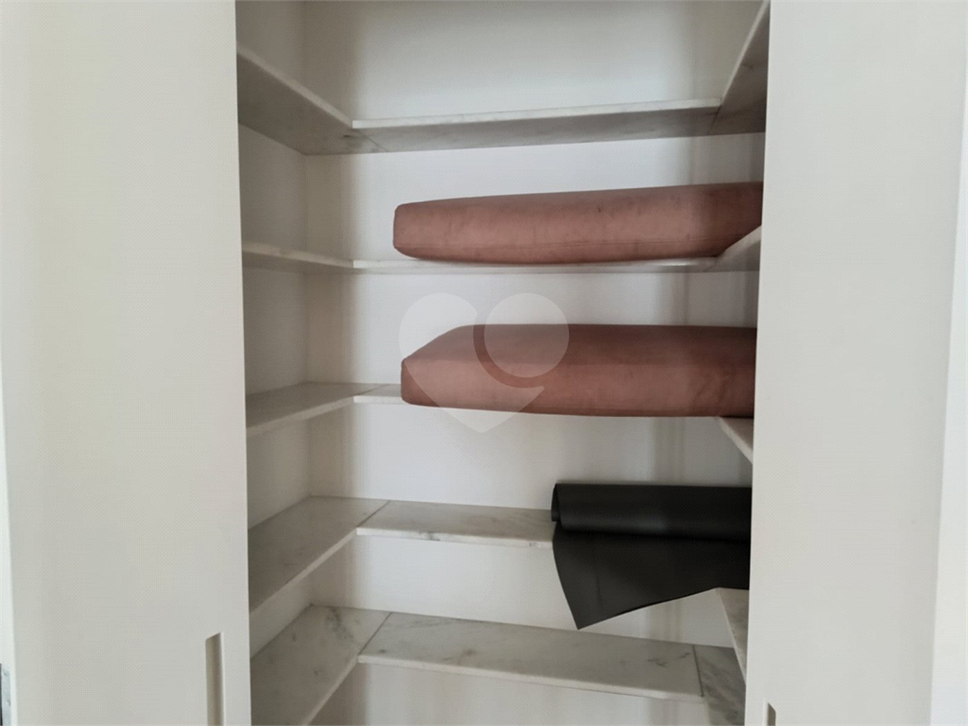 Apartamento à venda ou para alugar com 3 suítes em Pinheiros, São Paulo, SP