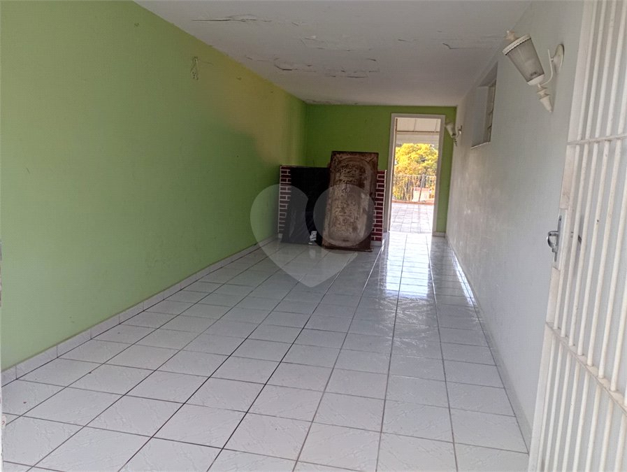 Casa Térrea à venda com 3 quartos em Vila Maria Eugenia, São Paulo, SP