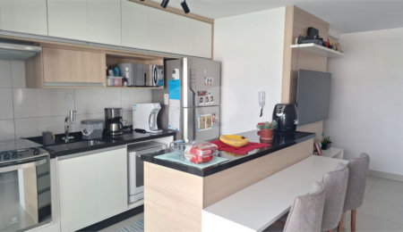 Apartamento à venda com 2 suítes em Vila Scarpelli, Santo André, SP