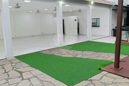 Salão Comercial à venda em Santíssimo, Rio de Janeiro, RJ