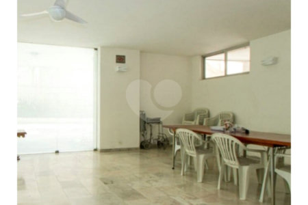 Apartamento à venda com 2 quartos em Cerqueira César, São Paulo, SP