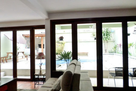 Casa à venda com 4 quartos, sendo 2 suítes, em Jardim Leonor, São Paulo, SP