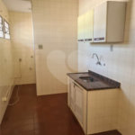 Apartamento no Condomínio Vila Rica.