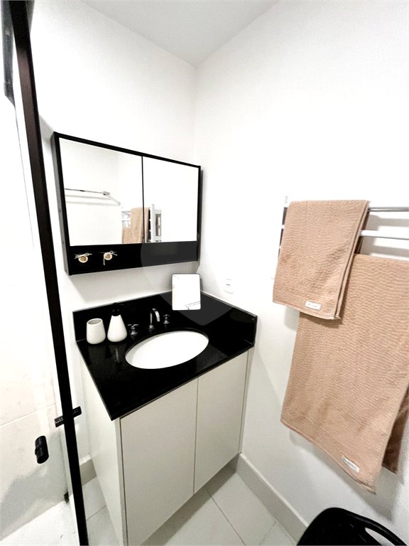 Apartamento à venda com 1 quarto em Jardim das Acácias, São Paulo, SP