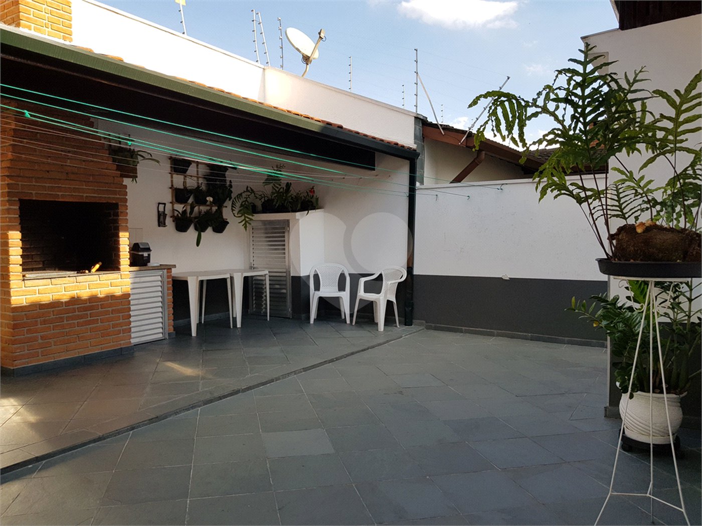 Casa à venda com 3 quartos, sendo 1 suíte, no condomínio City Campo Grande, São Paulo - SP