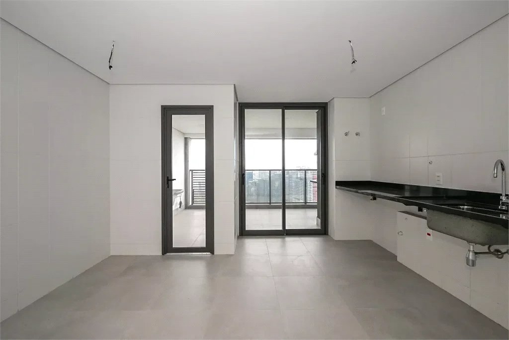 Apartamento à venda com 3 suítes, em Jardim Fonte do Morumbi, São Paulo, SP