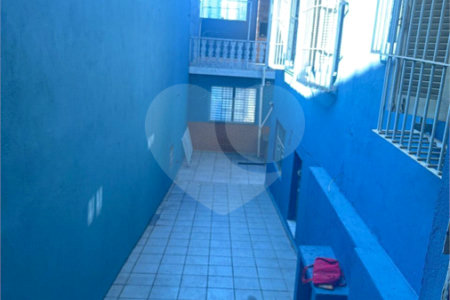 Sobrado à venda com 5 quartos em Bela Vista, Osasco, SP