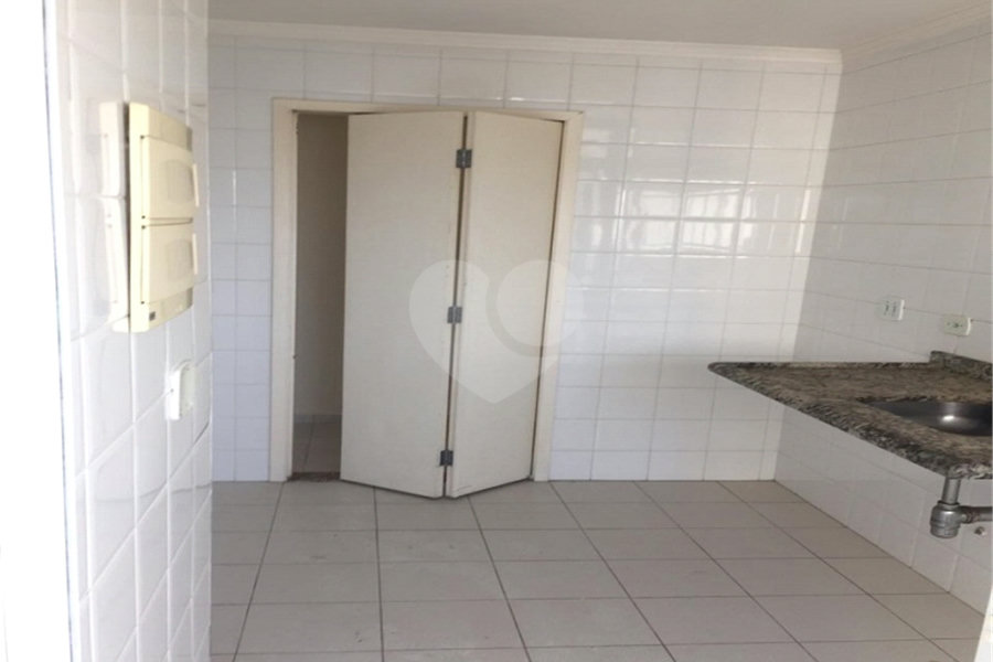 Apartamento à venda com 3 quartos, sendo 1 suíte, em Vila Nova Cachoeirinha, São Paulo, SP