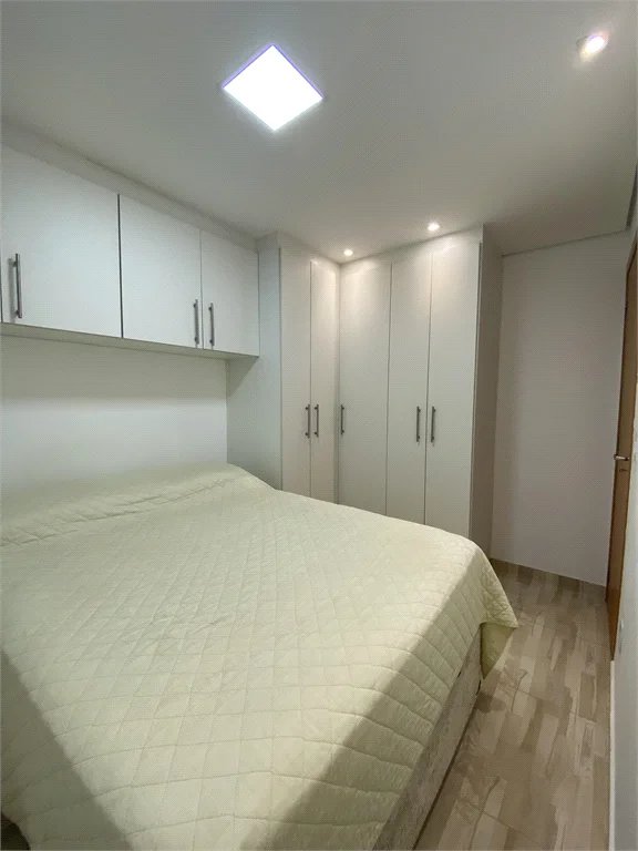 Apartamento à venda com 2 quartos em Parque Reboucas, São Paulo, SP