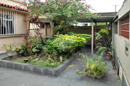 Casa à venda com 4 quartos em Campo Grande, Rio de Janeiro, RJ
