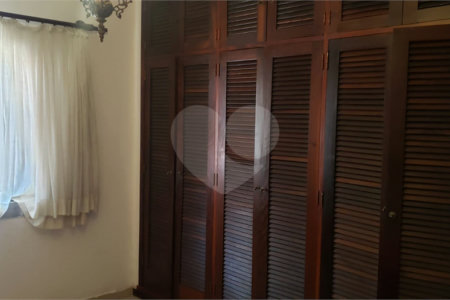 Casa à venda com 3 quartos, sendo 2 suítes,  em Parque Jabaquara, São Paulo, SP