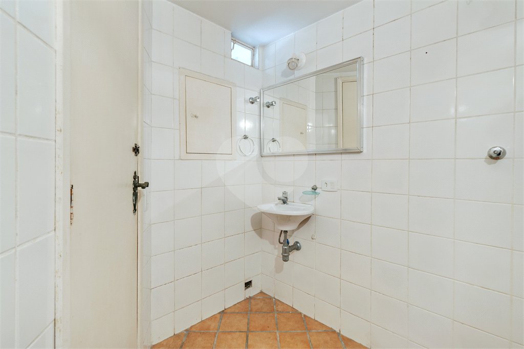 Casa à venda com 3 quartos, sendo 1 suíte,  em Granja Julieta, São Paulo, SP