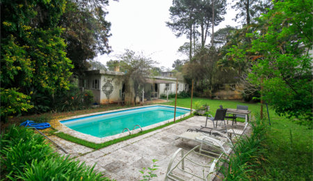 Casa à venda com 4 quartos, sendo 2 suítes,  em Jardim Marajoara, São Paulo, SP