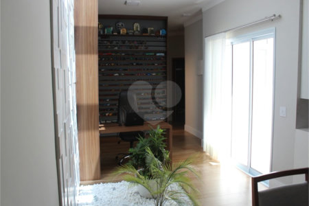 Casa à venda com 3 quartos, sendo 2 suítes, no condomínio Residencial Mantova, Indaiatuba - SP