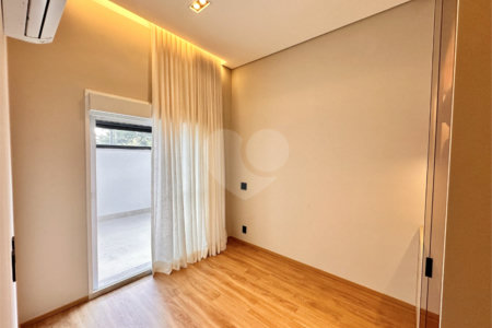 Apartamento à venda com 3 suítes em Santo Amaro, São Paulo, SP