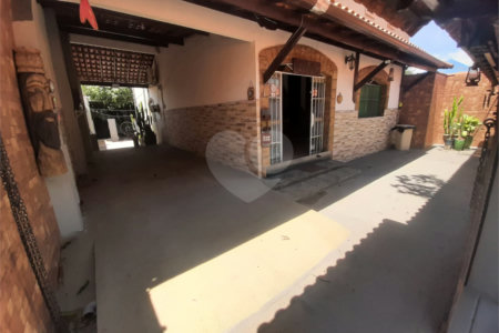 Casa à venda com 4 suítes em Santa Cruz, Rio de Janeiro, RJ