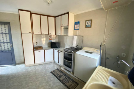 Vende-se excelente casa térrea próximo ao Estadio do Zuzão