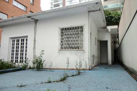 Excelente Casa Térrea Comercial em Região Nobre !!!