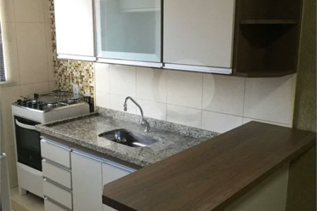 VENDE-SE STUDIO MOBILIADO CENTRO DE SÃO CARLOS.
