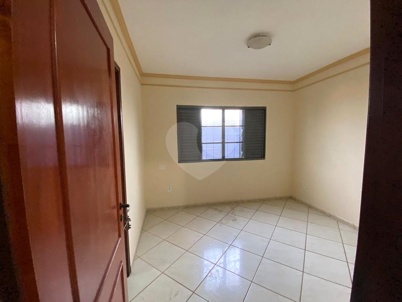 Casa no Jardim Hikare