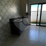 Casa à venda com 4 quartos, sendo 3 suítes, no condomínio Residencial Mont'alcino, Valinhos - SP