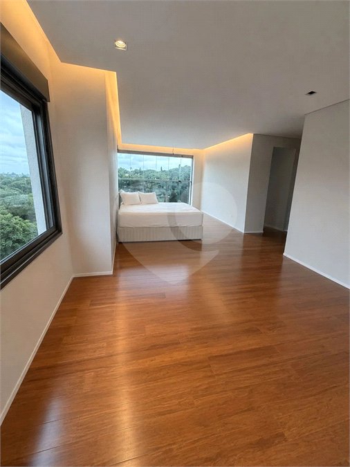 Apartamento à venda com 3 suítes em Brooklin Paulista, São Paulo, SP