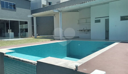 Casa à venda com 2 quartos, sendo 3 suítes,  no condomínio Aruã, Mogi das Cruzes - SP