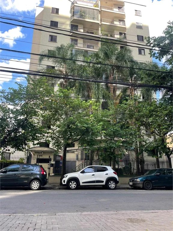 Apartamento à venda com 3 quartos, sendo 1 suíte, em Vila Andrade, São Paulo, SP
