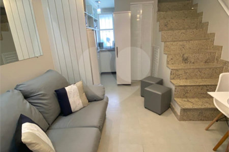 Triplex à venda com 2 suítes no Centro (mangue), Armação dos Búzios, RJ