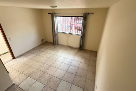 Casa à venda com 3 quartos, sendo 1 suíte, em Jardim Morro Verde, São Paulo, SP