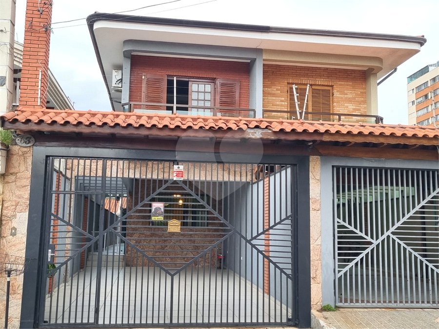 Sobrado à venda com 4 quartos, sendo 2 suítes, em Vila Barreto, São Paulo, SP