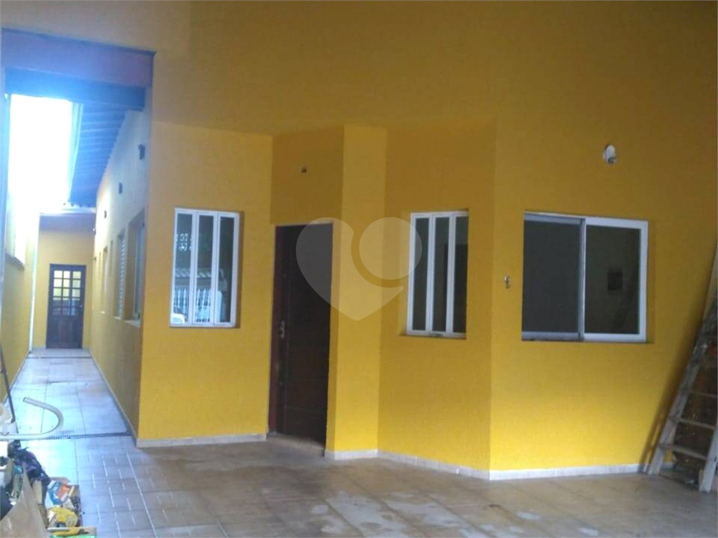 Casa à venda com 3 quartos, sendo 1 suíte, em Jardim dos Ipês, Suzano, SP