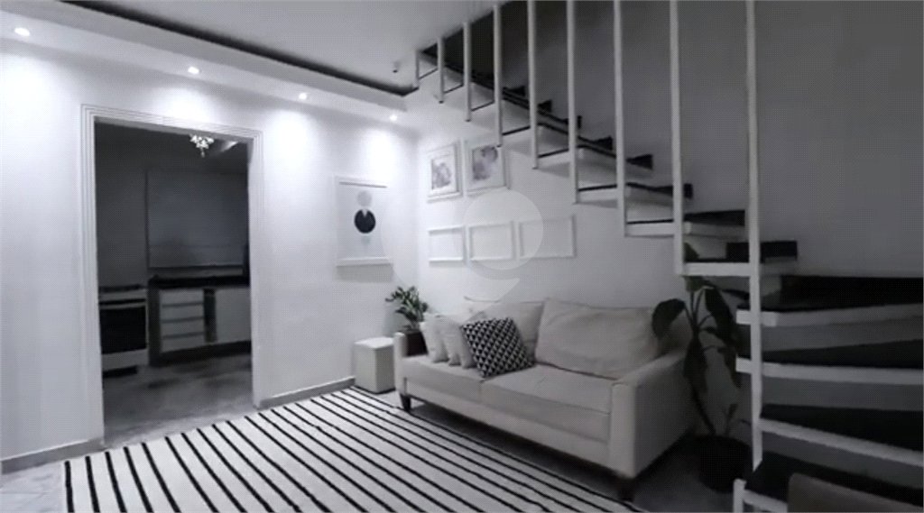 Sobrado à venda com 2 quartos em Vila Curuçá, São Paulo, SP