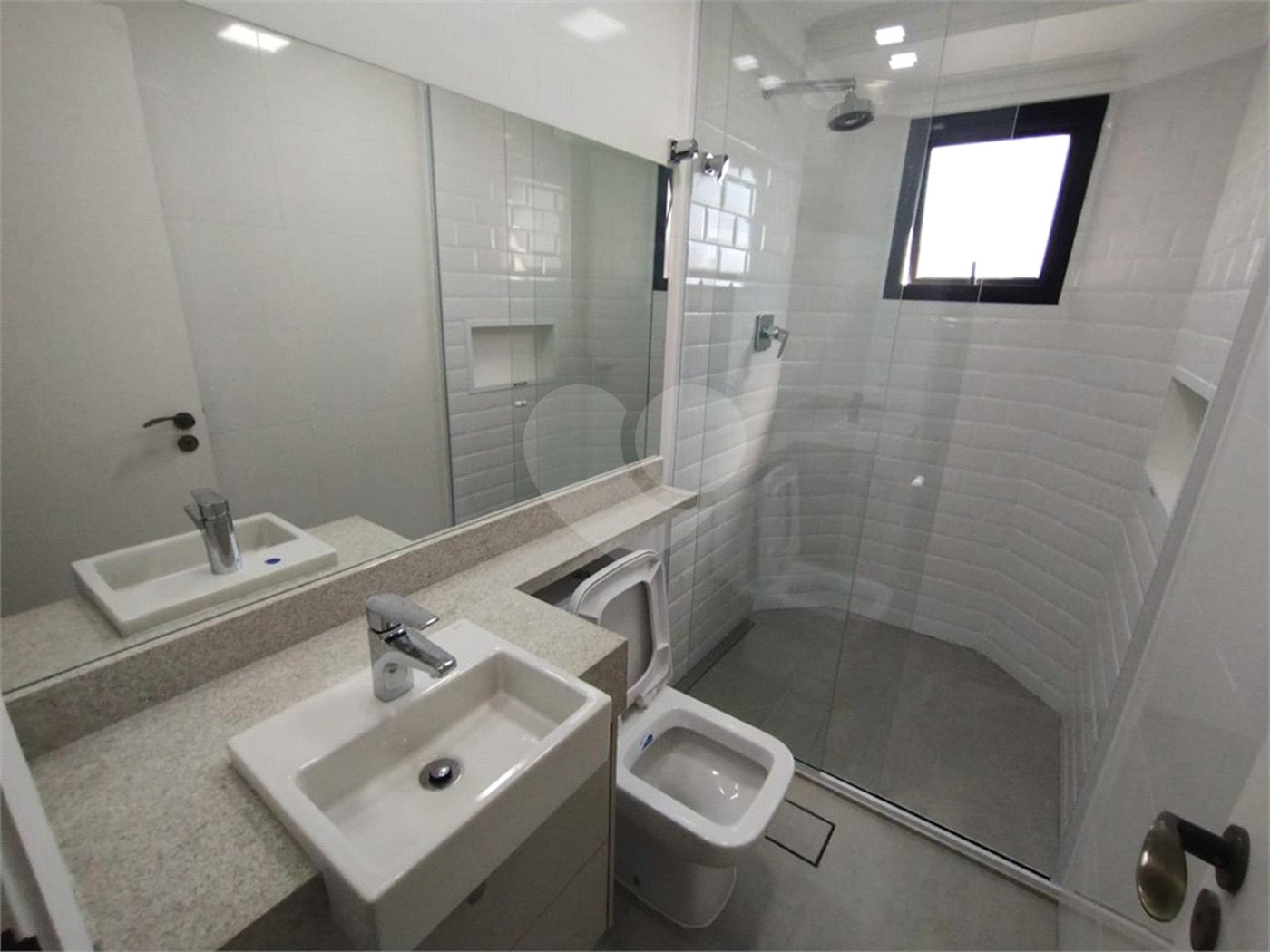 Apartamento à venda com 5 quartos, sendo 2 suítes, em Aclimação, São Paulo, SP