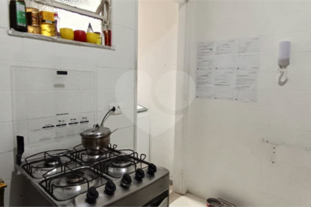 Apartamento à venda com 2 quartos, sendo 1 suíte, em Lagoa, Rio de Janeiro, RJ