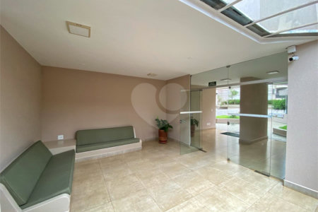 Apartamento à venda com 2 quartos, sendo 1 suíte, no Centro, Ribeirão Preto, SP