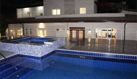 Casa à venda com 5 suítes em Paraisópolis, São Paulo, SP