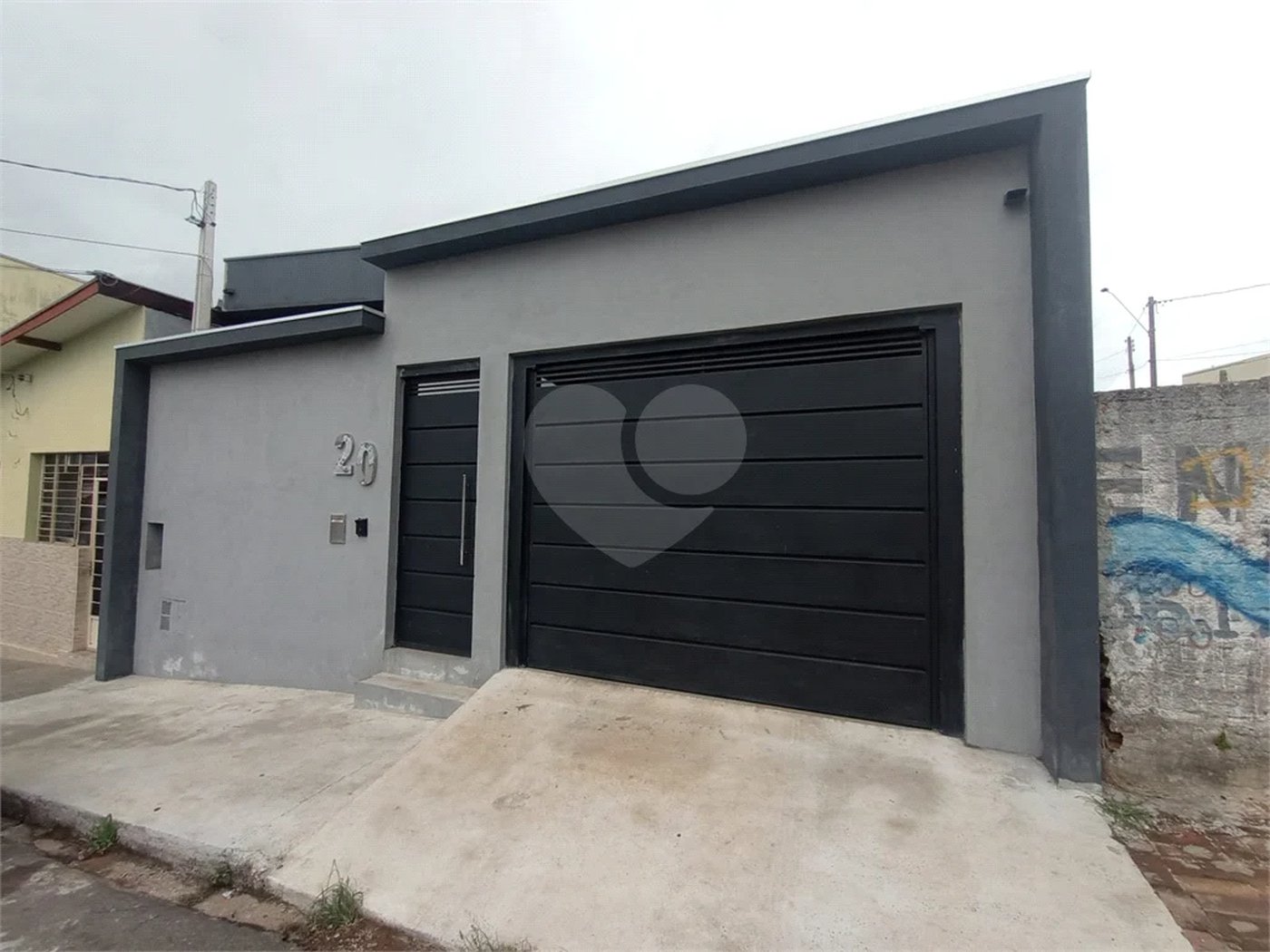 Casa à venda com 3 quartos, sendo 1 suíte, em Vila Santana, Itapetininga, SP