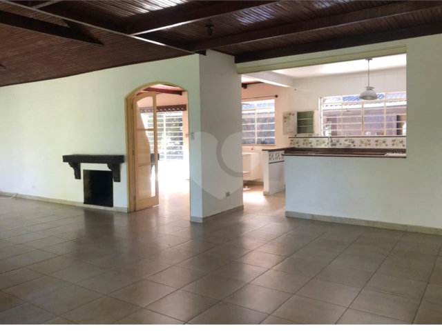 Casa à venda com 5 quartos, sendo 3 suítes,  em Serra da Cantareira, Mairiporã, SP